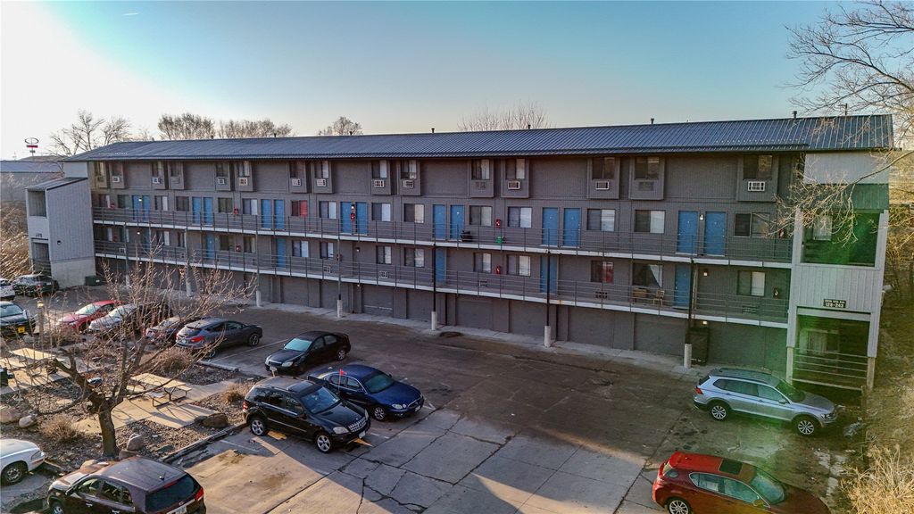 2939 12th Avenue SW, Cedar Rapids, IA 52404