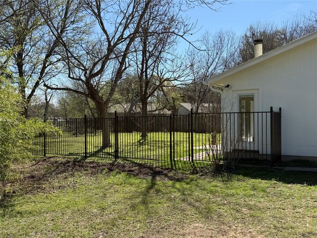 7313 Rhett PL, Austin, TX 78744