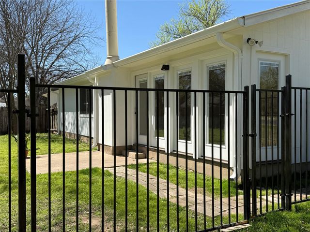 7313 Rhett PL, Austin, TX 78744