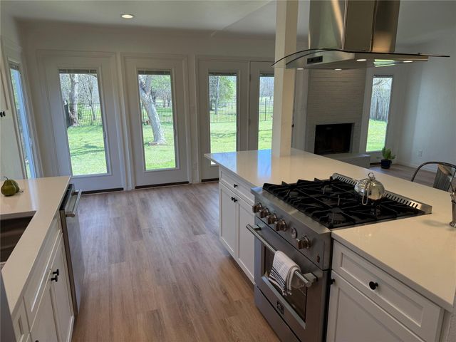 7313 Rhett PL, Austin, TX 78744