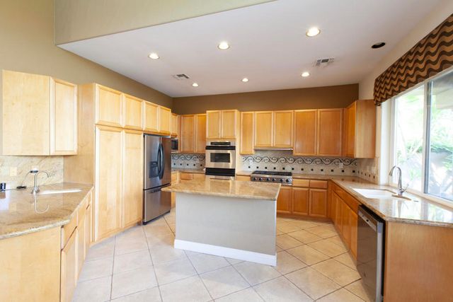 79620 Rancho La Quinta Drive, La Quinta, CA 92253