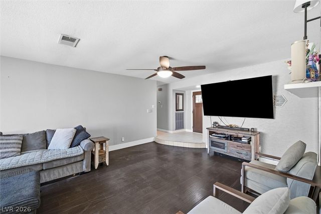7624 Alina Avenue, Las Vegas, NV 89145