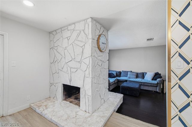 7624 Alina Avenue, Las Vegas, NV 89145