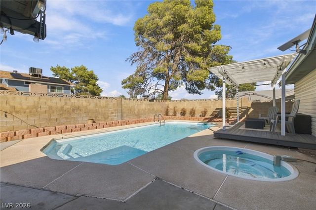 7624 Alina Avenue, Las Vegas, NV 89145