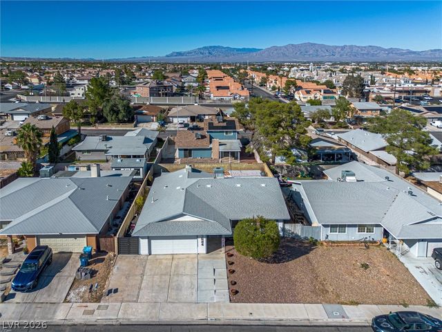 7624 Alina Avenue, Las Vegas, NV 89145