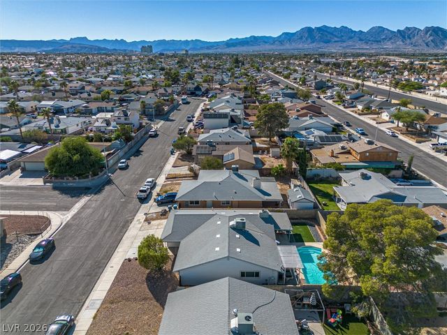7624 Alina Avenue, Las Vegas, NV 89145