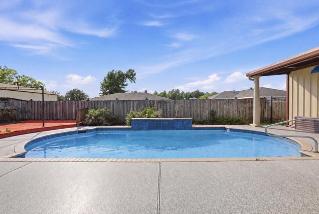 122 St Agnes Drive, Bourg, LA 70343