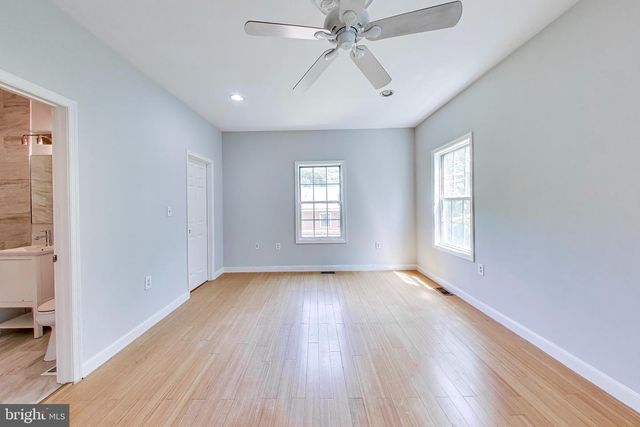5713 EADS ST NE, Washington, DC 20019