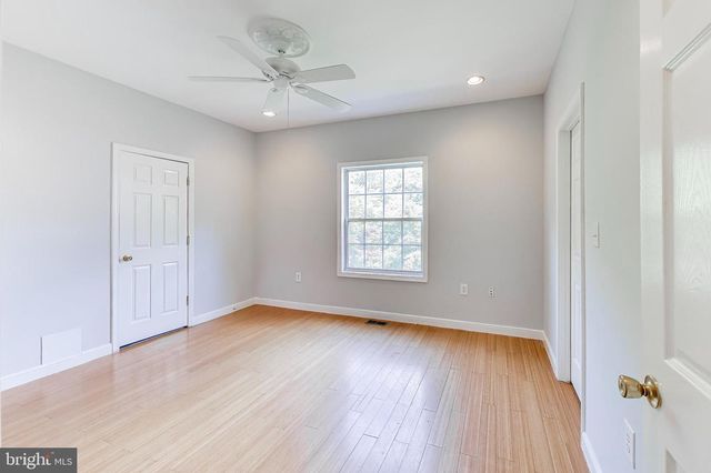 5713 EADS ST NE, Washington, DC 20019