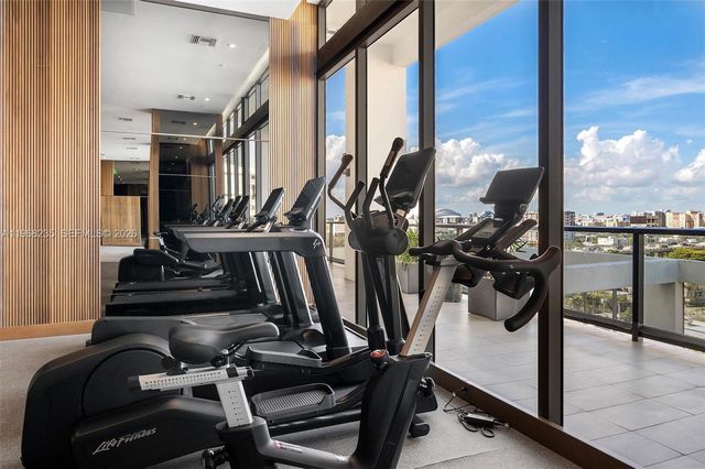 229 SW 9th St 208, Miami, FL 33130