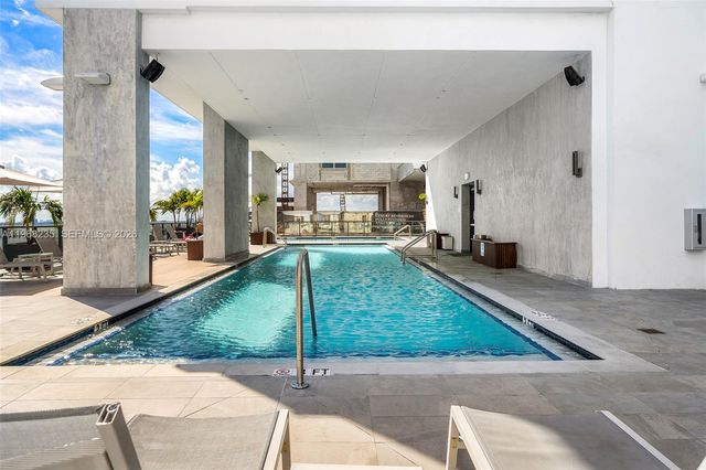 229 SW 9th St 208, Miami, FL 33130