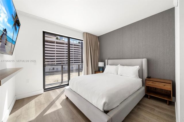 229 SW 9th St 208, Miami, FL 33130