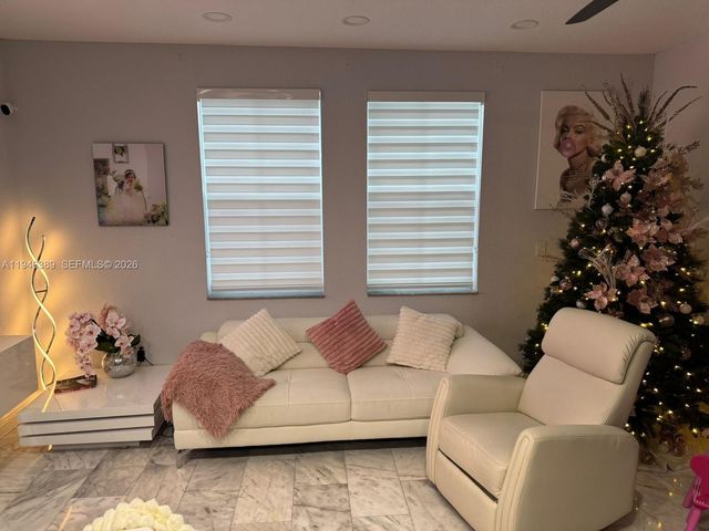 4301 SW 160th Ave 215, Miramar, FL 33027