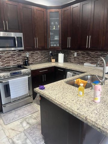 4301 SW 160th Ave 215, Miramar, FL 33027