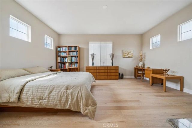 28426 Steel Lane, Valencia, CA 91354