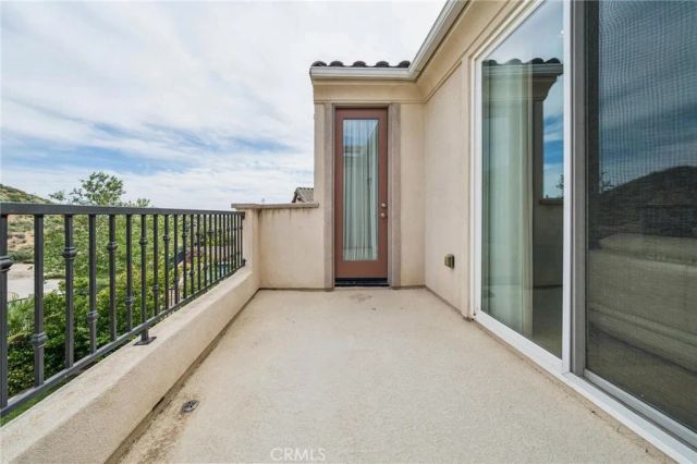 28426 Steel Lane, Valencia, CA 91354