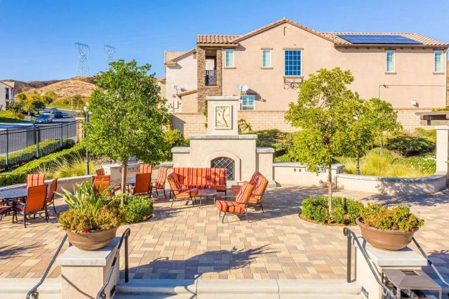 28426 Steel Lane, Valencia, CA 91354