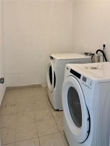 605 Ives Dairy Rd 306-7, Miami, FL 33179