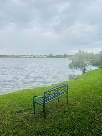 605 Ives Dairy Rd 306-7, Miami, FL 33179