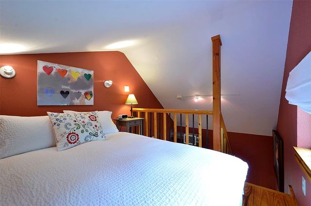 4621 Banister LN, Austin, TX 78745