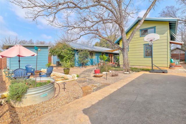 4621 Banister LN, Austin, TX 78745