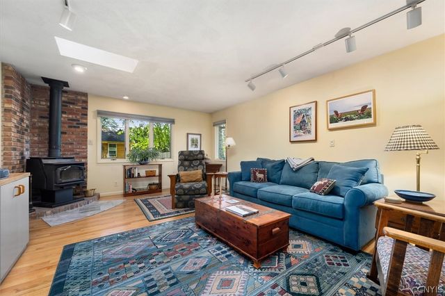206 Hurlburt Road, Syracuse, NY 13224