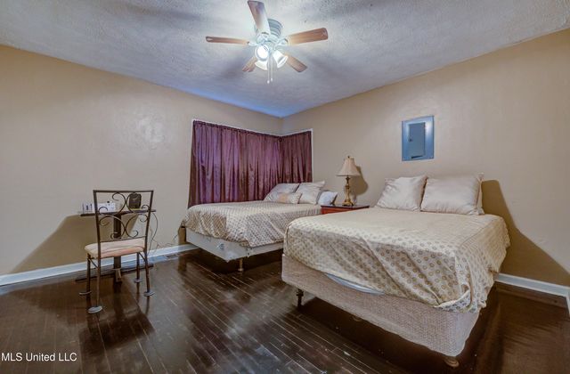 123 Bering Street, Vicksburg, MS 39180