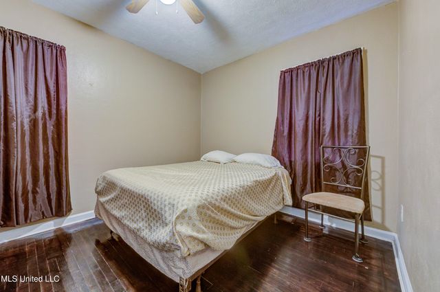 123 Bering Street, Vicksburg, MS 39180