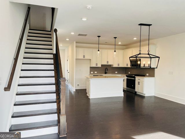 1568 Driggs Drive NW, Atlanta, GA 30318