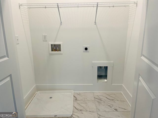 1568 Driggs Drive NW, Atlanta, GA 30318