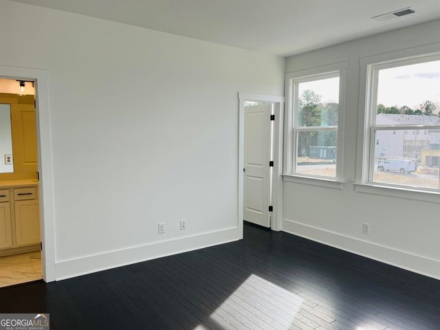 1568 Driggs Drive NW, Atlanta, GA 30318