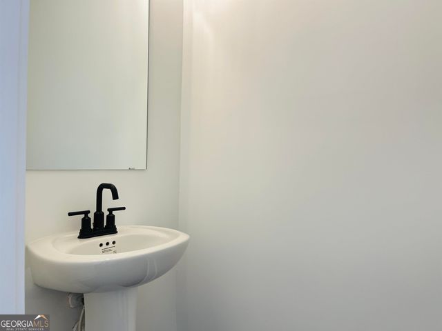 1568 Driggs Drive NW, Atlanta, GA 30318