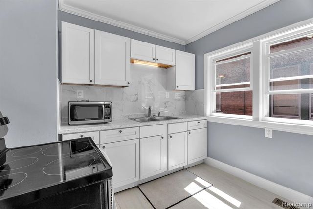 3273 Cortland Street, Detroit, MI 48206