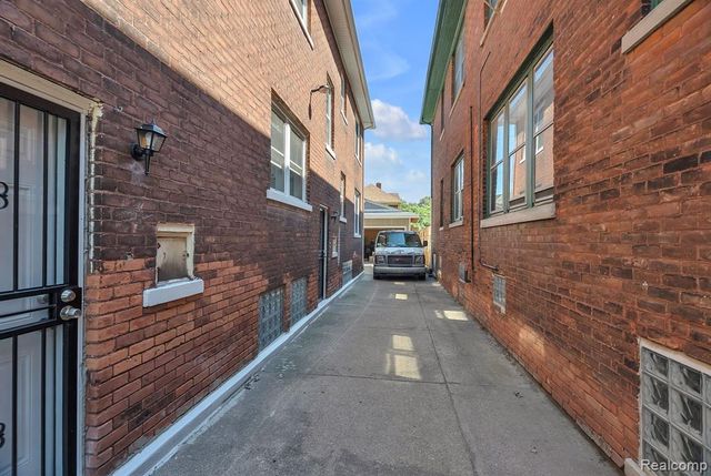 3273 Cortland Street, Detroit, MI 48206