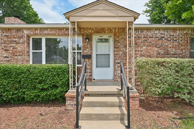 4385 S St Louis Avenue, Tulsa, OK 74105