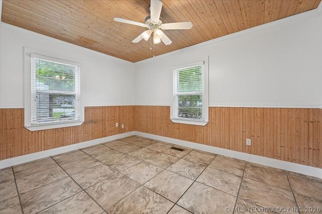 4385 S St Louis Avenue, Tulsa, OK 74105