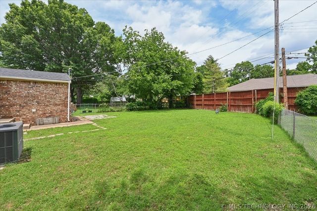4385 S St Louis Avenue, Tulsa, OK 74105