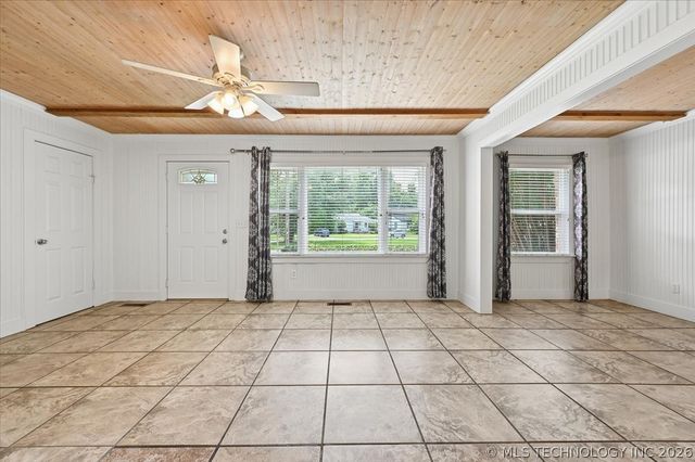 4385 S St Louis Avenue, Tulsa, OK 74105