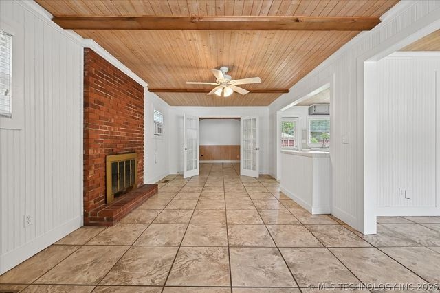 4385 S St Louis Avenue, Tulsa, OK 74105