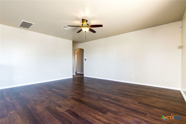 6001 Bridgewood Drive, Killeen, TX 76549