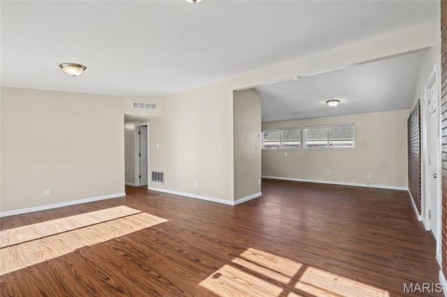 6661 Pepperidge Drive, Berkeley, MO 63134