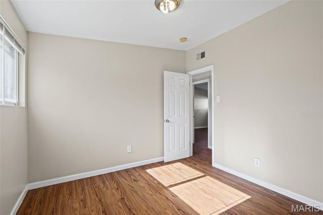 6661 Pepperidge Drive, Berkeley, MO 63134