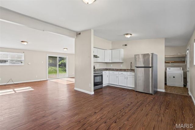 6661 Pepperidge Drive, Berkeley, MO 63134