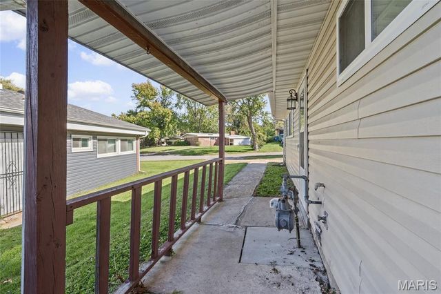 6661 Pepperidge Drive, Berkeley, MO 63134