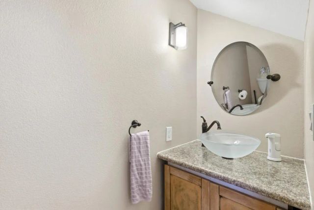 1651 S Juniper Street 20, Escondido, CA 92025