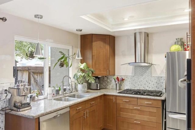 1651 S Juniper Street 20, Escondido, CA 92025