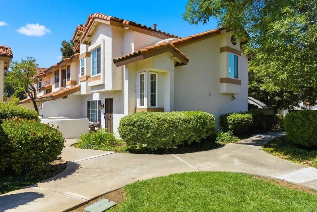 1651 S Juniper Street 20, Escondido, CA 92025