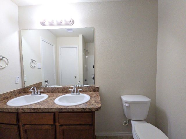 810 Lightningbug Lane, Conroe, TX 77301