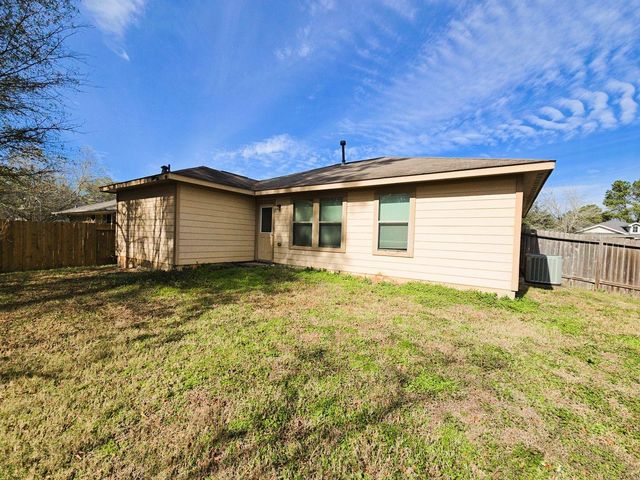 810 Lightningbug Lane, Conroe, TX 77301