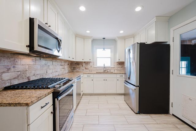 1719 Weston Avenue, Charleston, SC 29407